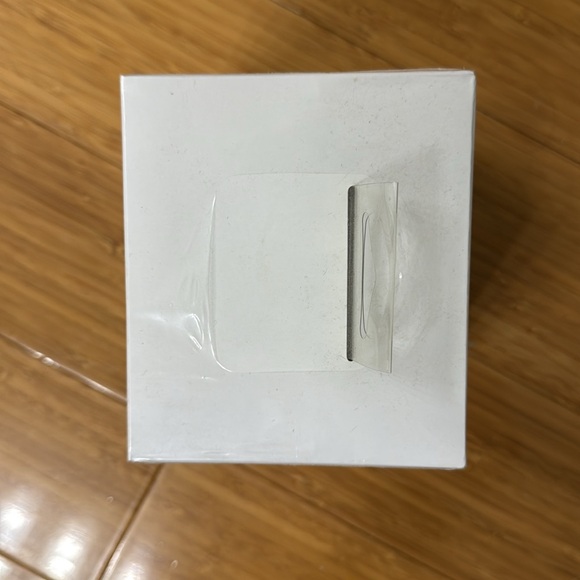 Google Home Mini Smart Assistant First Gen - Chalk - Picture 6 of 6